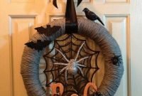 Creative DIY Halloween Wreath Design For The Thriller Night 47