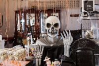 Creepy Decorations Ideas For A Frightening Halloween Party 20