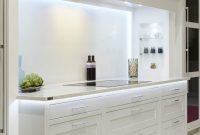 Elegant Kitchen Design With Contemporary Kitchen Features You Can Try 16