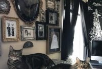 Frightening Witch Home Interior Decoration Ideas For Halloween 05
