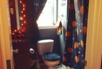 Scary Halloween Decorating Ideas For Your Bathroom 01