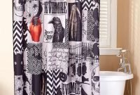Scary Halloween Decorating Ideas For Your Bathroom 26