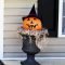 Spooktacular Halloween Outdoor Decoration To Terrify People 47