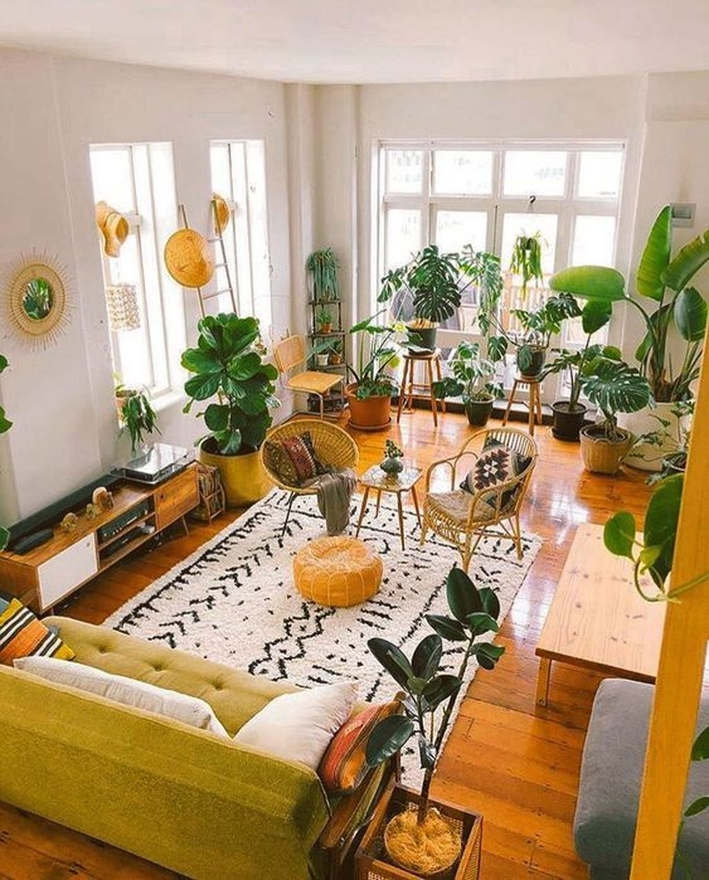 Stylish Bohemian Style Living Room Decoration Ideas 11