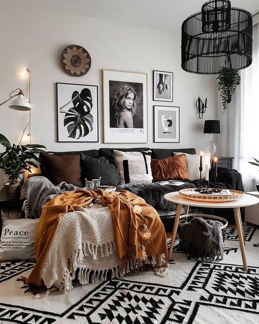 Stylish Bohemian Style Living Room Decoration Ideas 31