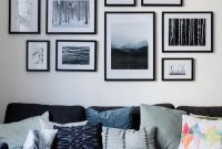 Trendy Living Room Wall Gallery Design Ideas 15