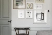 Trendy Living Room Wall Gallery Design Ideas 21