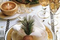 Adorable Christmas Table Setting Ideas You'll Want To Copy 19