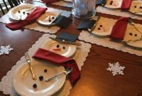 Adorable Christmas Table Setting Ideas You'll Want To Copy 24