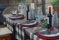 Adorable Christmas Table Setting Ideas You'll Want To Copy 42