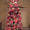 Amazing Red And White Christmas Tree Decoration Ideas 04