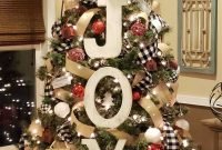 Amazing Red And White Christmas Tree Decoration Ideas 09