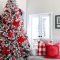 Amazing Red And White Christmas Tree Decoration Ideas 10