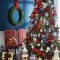 Amazing Red And White Christmas Tree Decoration Ideas 14