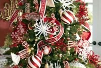 Amazing Red And White Christmas Tree Decoration Ideas 44
