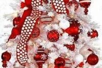 Amazing Red And White Christmas Tree Decoration Ideas 48