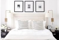 Astonishing White Bedroom Decoration That Will Inspire You 15
