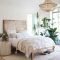 Astonishing White Bedroom Decoration That Will Inspire You 46