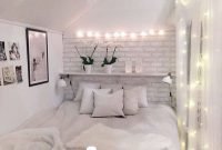 Astonishing White Bedroom Decoration That Will Inspire You 47