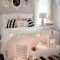 Best Master Bedroom Decoration Ideas For Winter 09