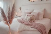 Best Master Bedroom Decoration Ideas For Winter 10