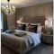 Best Master Bedroom Decoration Ideas For Winter 28