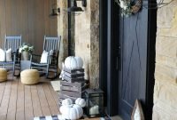 Best Porch Decoration Ideas To Make Unforgettable Moments 29