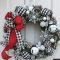Cool Christma Wreath You Can Choice For Your Door Decorate 04