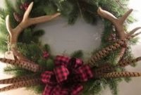 Cool Christma Wreath You Can Choice For Your Door Decorate 17