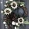 Cool Christma Wreath You Can Choice For Your Door Decorate 41