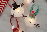 Funny Snowman Craft Ideas For Your Holiday Activity 45