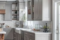 Gorgeous Grey And White Kitchen Design For Winter Season 38