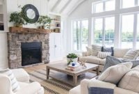 Impressive Farmhouse Living Room Decor Ideas For Winter 09