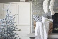 Incredible Winter Decor Ideas For Small House 09