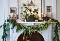 Inspiring Fireplace Mantel Decorating Ideas For Winter 18