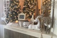 Inspiring Fireplace Mantel Decorating Ideas For Winter 21