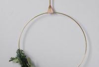 Minimalist Christmas Decor For People Who Don't Have Time To Decorate 15