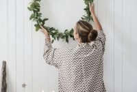 Minimalist Christmas Decor For People Who Don't Have Time To Decorate 38