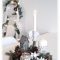 Outstanding Winter Decoration Ideas For Your Apartment 10