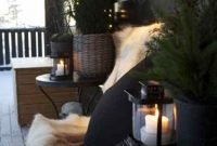 Outstanding Winter Decoration Ideas For Your Apartment 11