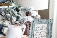 Outstanding Winter Decoration Ideas For Your Apartment 28