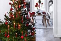 Pretty Scandinavian Style For Christmas Decoration Ideas 23