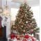 Pretty Scandinavian Style For Christmas Decoration Ideas 26
