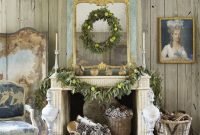 Absolutely Stunning Christmas Mantel Decorating Ideas 02