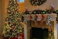 Absolutely Stunning Christmas Mantel Decorating Ideas 07