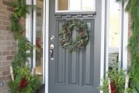 Awesome Front Door Decoration Ideas For Winter 31