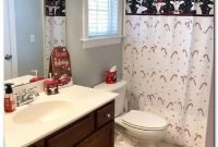 Beautiful Winter Themed Bathroom Decoration Ideas 22