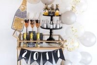 Best Decoration For New Years Eve Party That Celebrating At Home 38