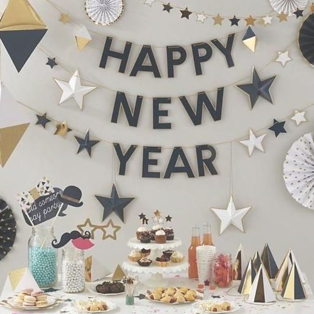Best Decoration Ideas Of New Year's Eve Party At Home 21