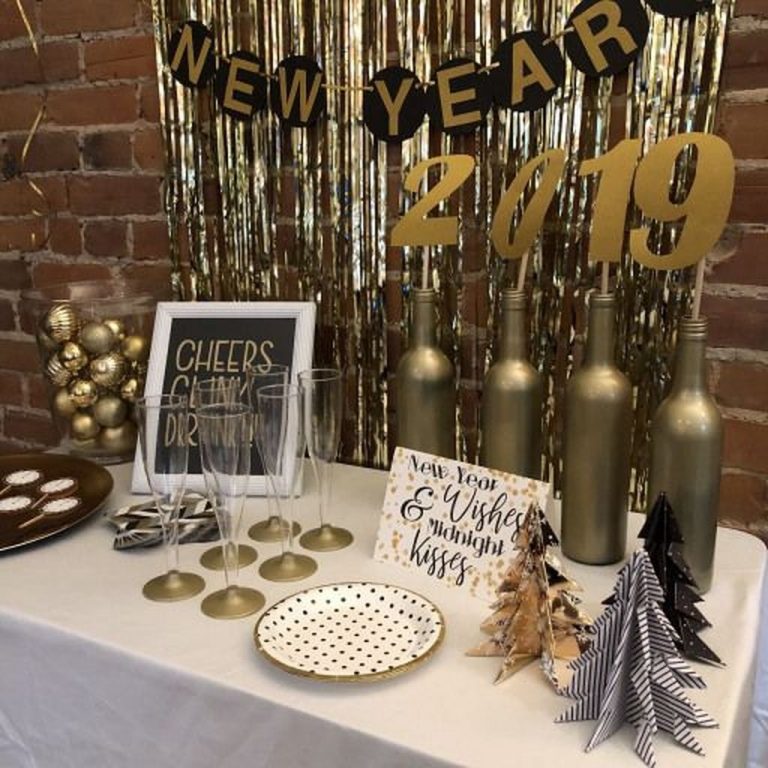30+ Best Decoration Ideas Of New Year's Eve Party At Home